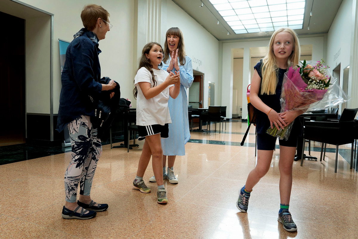 Drama instructor, Amaya Egusquiza, leads a class for kids on June 21 at the FAC. The annual summer classes are arranged in age groups and offer instruction from acting to lighting and set design. Photo by Jamie Cotten / Colorado College